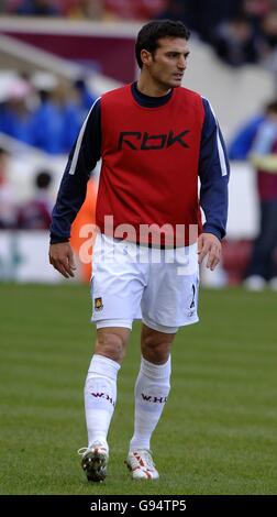 Soccer - FA Barclays Premiership - West Ham United v Everton - Upton Park. Lionel Scaloni de West Ham United Banque D'Images