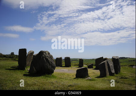 Cercle de pierres de Drombeg, l'autel du druide, Glandore, comté de Cork, Irlande / Un Drom Beag, mégalithes Banque D'Images