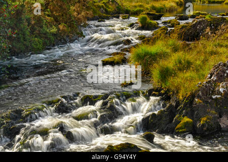 Ameen River, Lough Inchiquin, près de Kenmare, Gleninchaquin, Péninsule de Beara, comté de Kerry, Irlande Banque D'Images