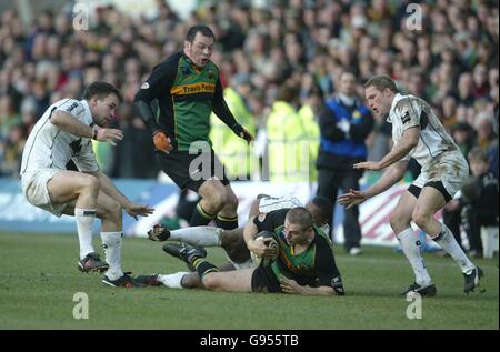 Rugby Union - Guiness Premiership - Northampton Saints v Saracens - Jardin Franklins Banque D'Images