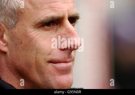 Soccer - FA Barclays Premiership - Birmingham City / Sunderland - St Andrews. Mick McCarthy, directeur de Sunderland Banque D'Images