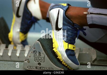 Athlétisme - Grand Prix intérieur BUPA - Birmingham. Chaussures de course à pied Nike Banque D'Images