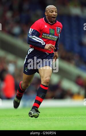 Soccer - Tony Brown Témoignage - West Bromwich Albion v Jamaïque Banque D'Images