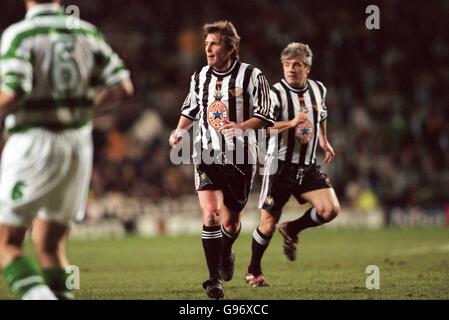 Soccer - Peter Beardsley Témoignage - Peter Beardsley Sélectionnez XI v Celtic Banque D'Images