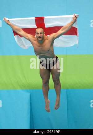 Le plongeur anglais Tony Ally lors d'un appel photo au Melbourne Sports and Aquatic Centre (MSAC) à Melbourne, Australie, le mercredi 15 mars 2006.Ally dirigera l'équipe d'Angleterre dans le MCG pendant la cérémonie d'ouverture des Jeux du Commonwealth après avoir été sélectionné comme porteur de drapeau.APPUYEZ SUR ASSOCIATION photo.Le crédit photo devrait se lire : Sean Dempsey/PA. Banque D'Images