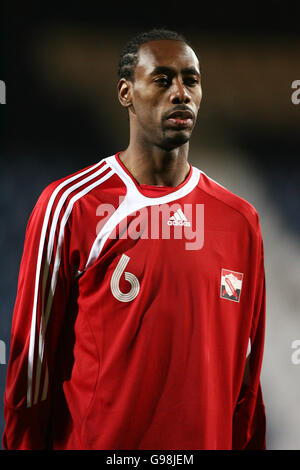 Dennis Lawrence de Trindad & Tobago, lors du match international contre l'Islande, sur Loftus Road, Londres, le mardi 28 février 2006. APPUYEZ SUR ASSOCIATION photo. Le crédit photo devrait se lire: Chris Young/PA. Banque D'Images