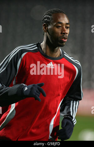 Dennis Lawrence de Trindad & Tobago, lors du match international contre l'Islande, sur Loftus Road, Londres, le mardi 28 février 2006. APPUYEZ SUR ASSOCIATION photo. Le crédit photo devrait se lire: Chris Young/PA. Banque D'Images