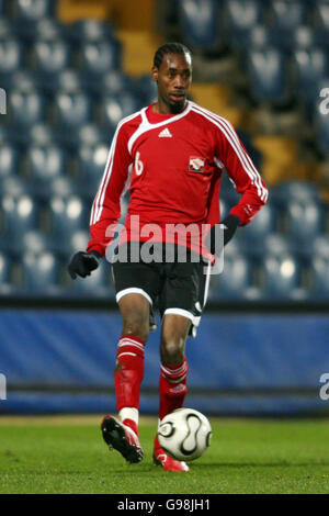 Dennis Lawrence de Trindad & Tobago, lors du match international contre l'Islande, sur Loftus Road, Londres, le mardi 28 février 2006. APPUYEZ SUR ASSOCIATION photo. Le crédit photo devrait se lire: Chris Young/PA. Banque D'Images