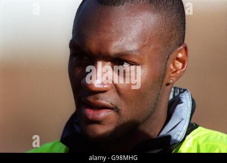 Soccer - FA Carling Premiership - Wimbledon Training. Marcus Gayle, Wimbledon Banque D'Images