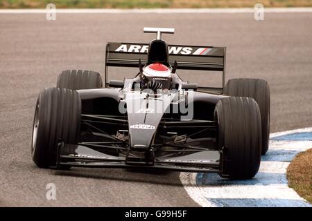 Course automobile Formula One - essais - Barcelone.Le pilote de flèches Jos Verstappen pendant les tests Banque D'Images