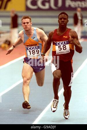 Athlétisme - essais en salle de l'UGC et championnats AAA - NIA, Birmingham. Dwain Chambers remporte la demi-finale du 60m masculin Banque D'Images