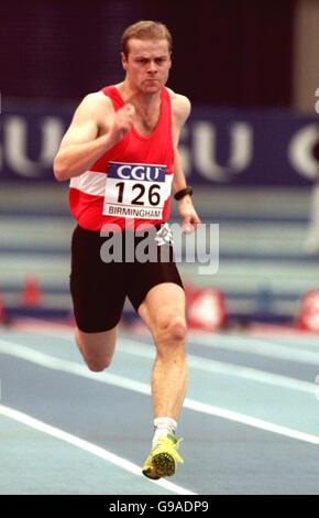 Athlétisme - essais en salle de l'UGC et championnats AAA - NIA, Birmingham. Phillip Harries en action dans la course de 60m Banque D'Images