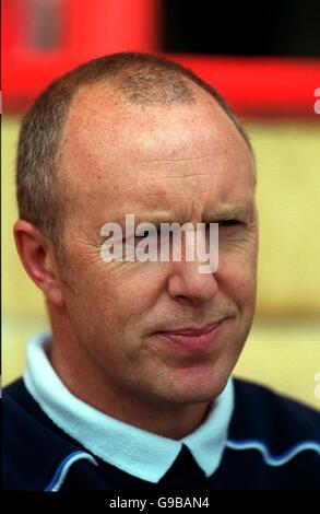 Soccer - Conférence nationale - Scarborough / Morecambe. Jim Harvey, gestionnaire de Morecambe Banque D'Images