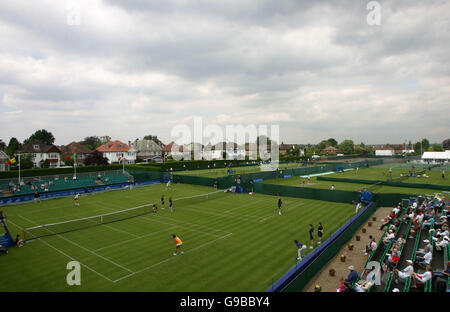 Tennis - le Trophée Surbiton 2006 - Club de racket et de fitness Surbiton. Une vue générale des courts du Trophée Surbiton Banque D'Images