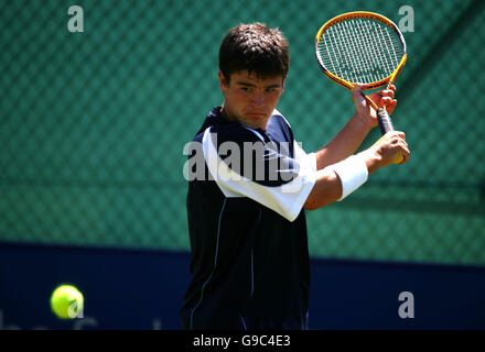 Jamie Baker de la Grande-Bretagne en action contre Richard de la Grande-Bretagne Bloomfield Banque D'Images