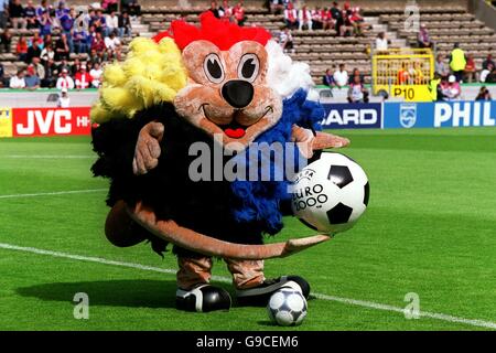 pin's football / UEFA - Euro 2000 (mascotte ou logo - neuf) 3 versions