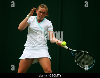 Tennis - Wimbledon Championships 2006 - All England Club.Naomi Cavaday en Grande-Bretagne contre ai Sugiyama au Japon Banque D'Images