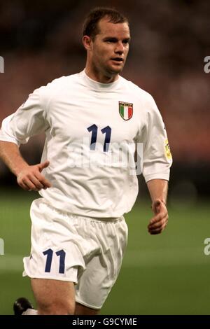 Football - Euro 2000 - finale - France / Italie. Gianluca Pessotto, Italie Banque D'Images