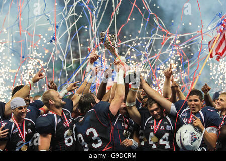 L'équipe américaine célèbre la victoire sur le Championnat du Monde de football le 16 juillet 2011, USA 50:7 victoires contre le Canada et remporte le Banque D'Images