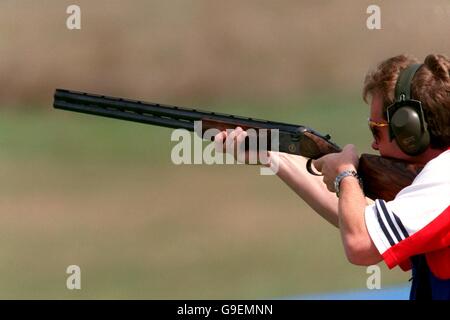 Jeux olympiques de Sydney 2000 - tir - hommes Double Trap - final.Richard Faulds, de Grande-Bretagne, sur le chemin de la victoire de l'or Banque D'Images