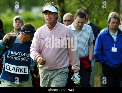 Darren Clarke, en Irlande du Nord, le 17 lors de la première partie de l'Open d'Écosse de Barclays au Loch Lomond. Banque D'Images