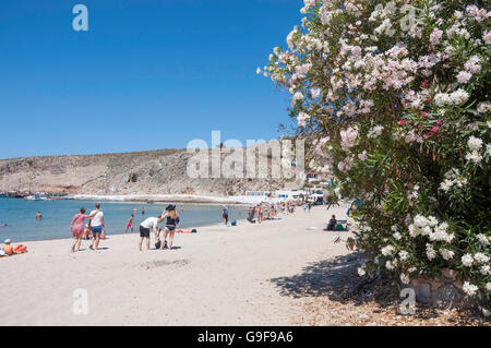 Plage principale sur l'île de Pserimos, du Dodécanèse, Grèce, région sud de la Mer Egée Banque D'Images