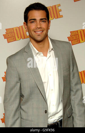 Jesse Metcalfe arrive à la projection du gala VIP de John Tucker must Die au Palais de justice Kempinski Hotel, dans le centre de Londres.Date de la photo: Jeudi 10 août 2006.Le crédit photo devrait se lire comme suit : Ian West/PA Banque D'Images