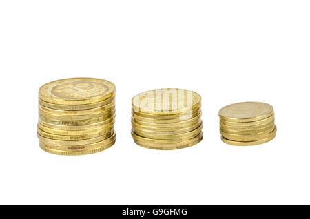 Trois piles de pièces ukrainiennes isolated on white Banque D'Images