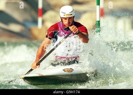 Canoë - Jeux Olympiques de 2000 à Sydney - Men's C1 Finale Slalom Banque D'Images