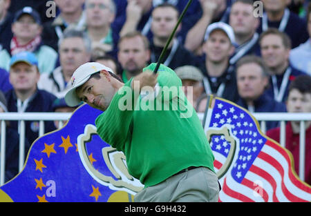 Golf - Ryder Cup First Day - K Club, Co Kildare.Le Padraig Harrington d'Europe a été le premier à jouer au K Club, Co Kildare, en Irlande. Banque D'Images