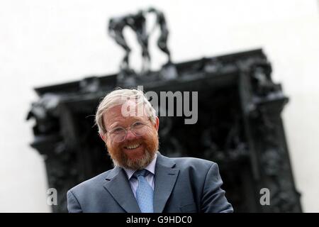 Bill Bryson s'élève à la "Porte de l'enfer' Banque D'Images