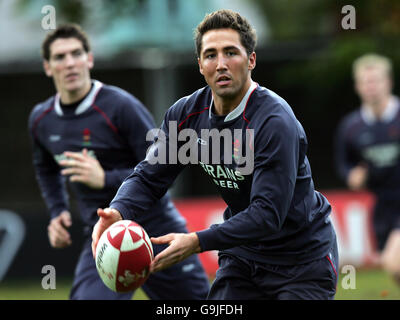 Rugby Union - session d'entraînement au pays de Galles - Sophia Gardens.Gavin Henson, pays de Galles, lors d'une session de formation à l'Institut du sport du pays de Galles, Sophia Gardens, Cardiff. Banque D'Images