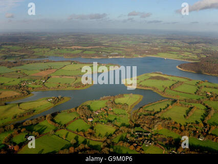 Campagne, feires et environnement.Une vue aérienne de Bewl Water près de Lamberhurst dans le Kent. Banque D'Images