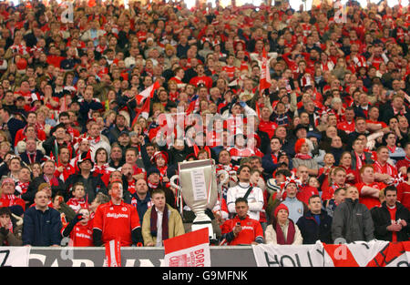 Soccer - Carling Cup - finale - Middlesbrough / Bolton Wanderers. Ventilateurs Middlesbrough Banque D'Images