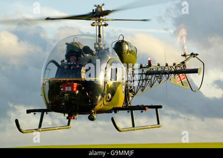 Bell 47G, Sioux, G-CICN, XT131, Wallonie moyenne, Angleterre, Royaume-Uni. Banque D'Images