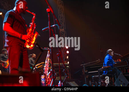 Stevie Wonder concert à Istanbul et un homme qui jouer du saxophone. Banque D'Images