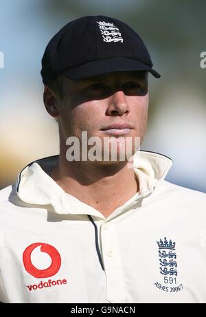 Cricket - Ashes Tour - deuxième test sur 3 mobiles - jour 5 - Australie / Angleterre - Adelaide Oval. Andrew Flintooff, Angleterre Banque D'Images