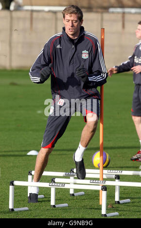 Football - Liverpool entraînement - Melwood.Peter Crouch de Liverpool lors d'une session d'entraînement à Melwood, Liverpool. Banque D'Images