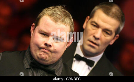 Stephen Lee (à gauche) pendant les SAGA Insurance Masters 2007 à Wembley Arena, Londres. Banque D'Images