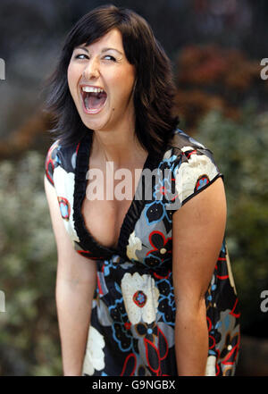 Hayley Tamadon (Delilah Dingle à Emmerdale), candidat à la Soapstar Superstar, lors d'une séance photo à Granada Studios, Manchester. Banque D'Images