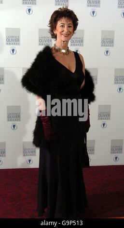 Maureen Lipman arrive aux prix Laurence Olivier 2007 à l'hôtel Grosvenor House à l'ouest de Londres. Banque D'Images