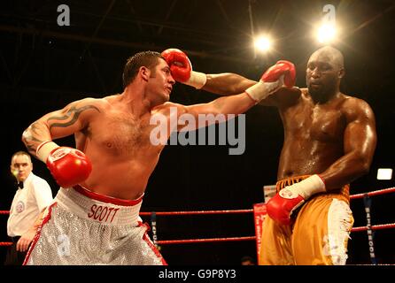 Boxe - Scott Gammer v Danny Williams - Neath Cwrt Herbert Sport Center Banque D'Images