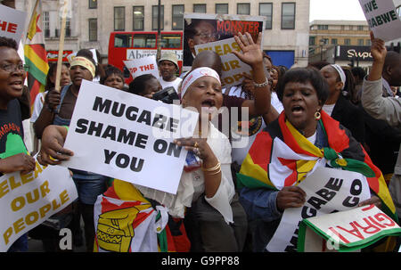 Protestation contre le Zimbabwe Banque D'Images