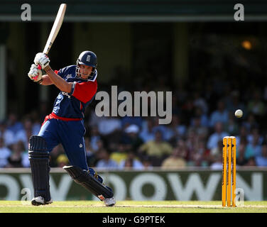 Cricket - Ashes Tour - Commonwealth Bank Series - Australie / Angleterre - Sydney Cricket Ground.Andrew Strauss d'Angleterre pendant la Commonwealth Bank Series au Sydney Cricket Ground, Sydney, Australie. Banque D'Images