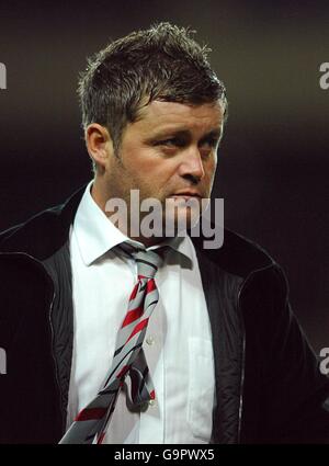 Soccer - la FA Carlsberg Cup - Premier tour - Oxford United v Lewes - Kassam Stadium Banque D'Images