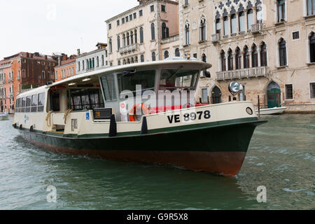 Transport ACTV à Venise Italie Banque D'Images