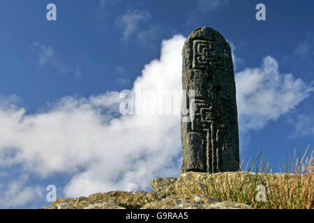 Turas, Greeneville, comté de Donegal, Irlande / Gleann Cholm Cille / Glencolmcille / Standing Stone Banque D'Images