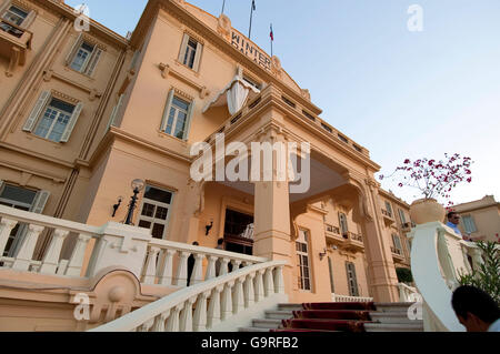 Hôtel Winter Palace, le Nil, Louxor, Egypte Banque D'Images