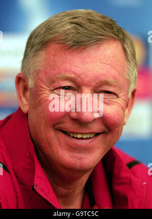 Sir Alex Ferguson, directeur de Manchester United, lors d'une conférence de presse au Grand Hotel Parco dei Principi, Rome, Italie. Banque D'Images