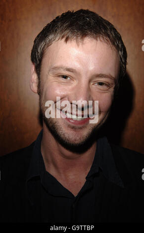 L'acteur John SIMM arrive à la projection spéciale de l'épisode final de 'Life on Mars' à BAFTA à Piccadilly, à l'ouest de Londres. Banque D'Images